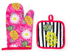 Load image into Gallery viewer, Pineapples & Pickle Balls Potholder Set