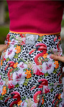 Load image into Gallery viewer, Flamingo Rhapsody Skort