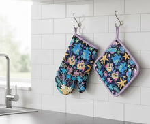 Load image into Gallery viewer, Island Life Potholder Set