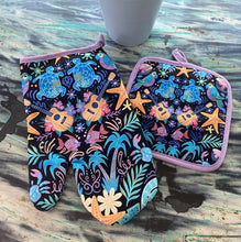 Load image into Gallery viewer, Island Life Potholder Set