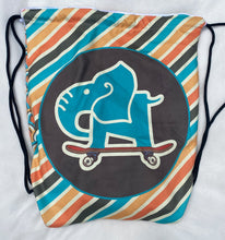 Load image into Gallery viewer, Elephant on Deck Backpack Towel (2 pockets)
